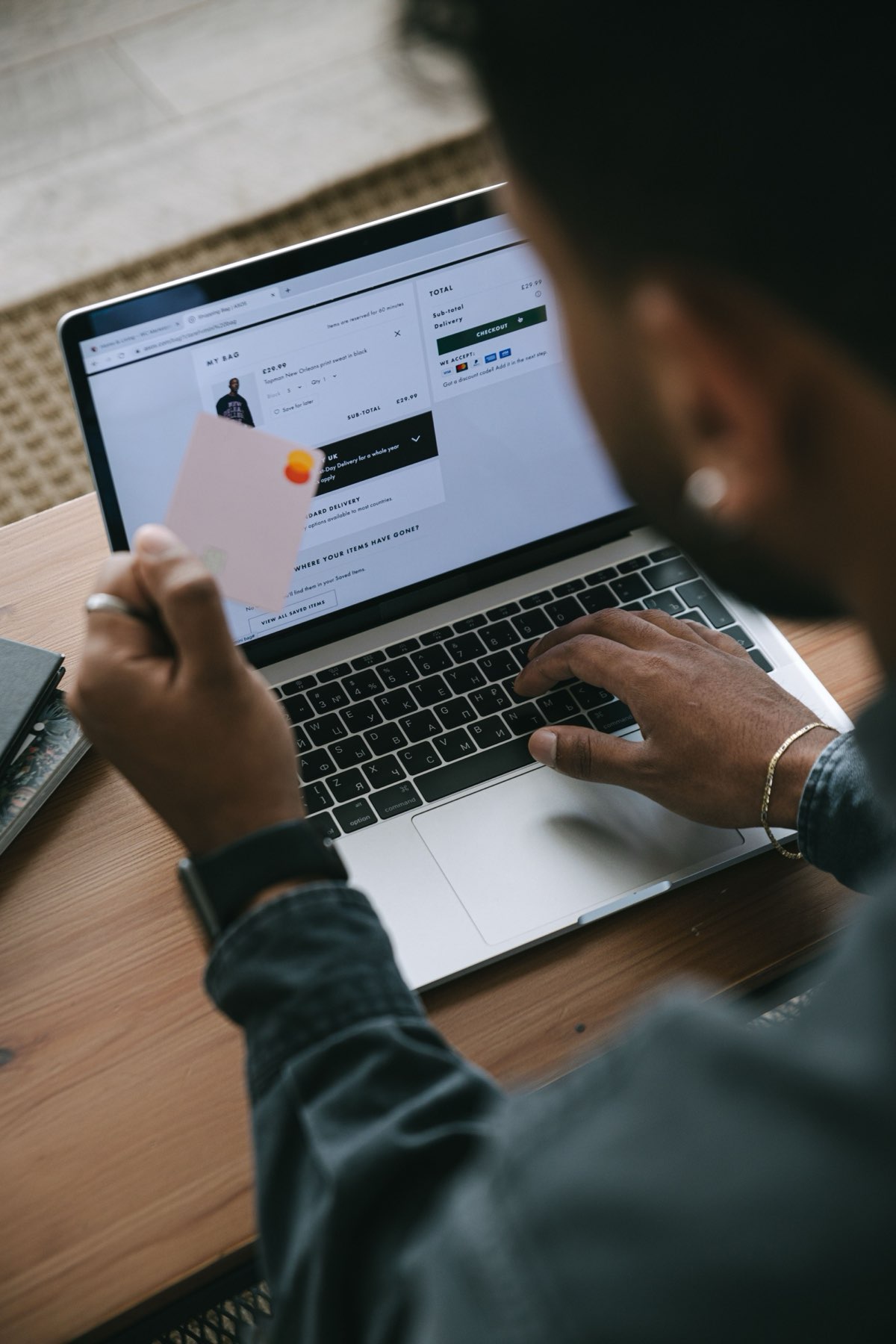 How we helped our client achieve 76% YoY growth in online sales